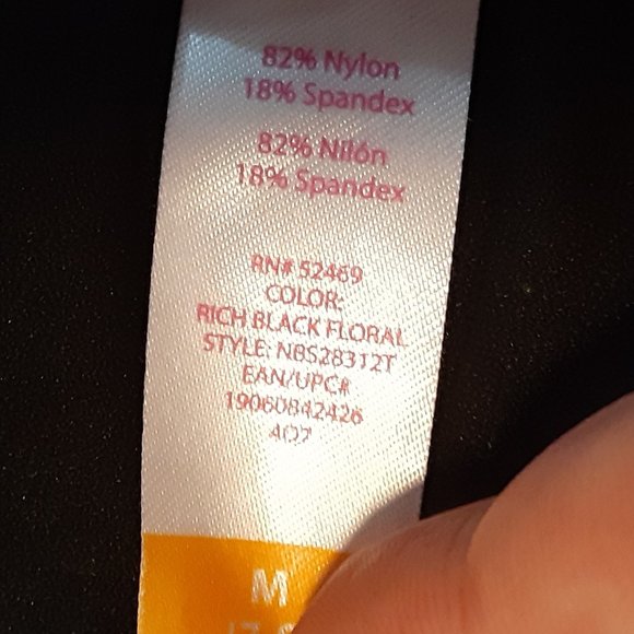 Double Strap Hawaiian Floral No Boundaries Bikini Top - Picture 8 of 10